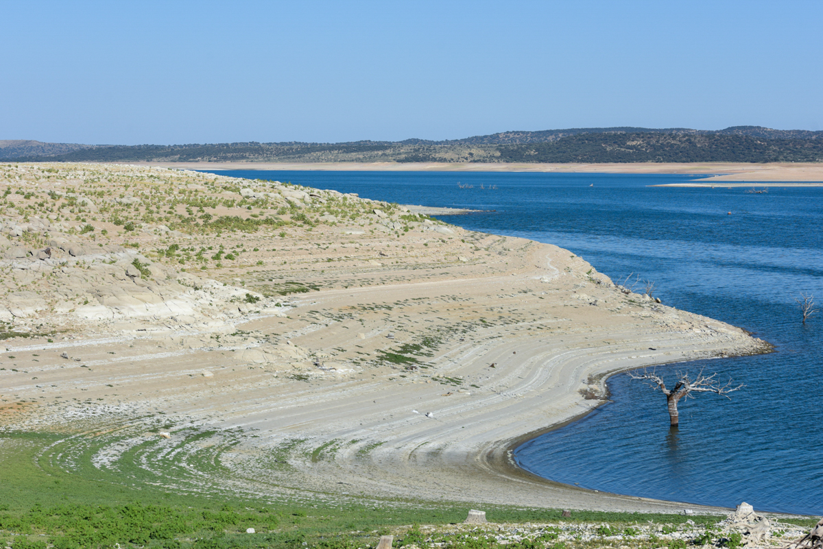Valdecanas_dam_038