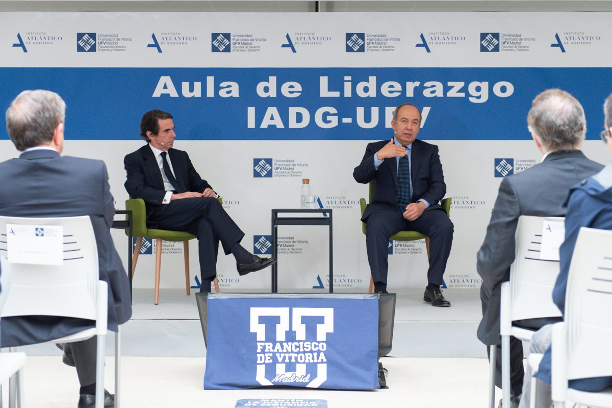 Coloquio_Aznar_Felipe_Calderón_009